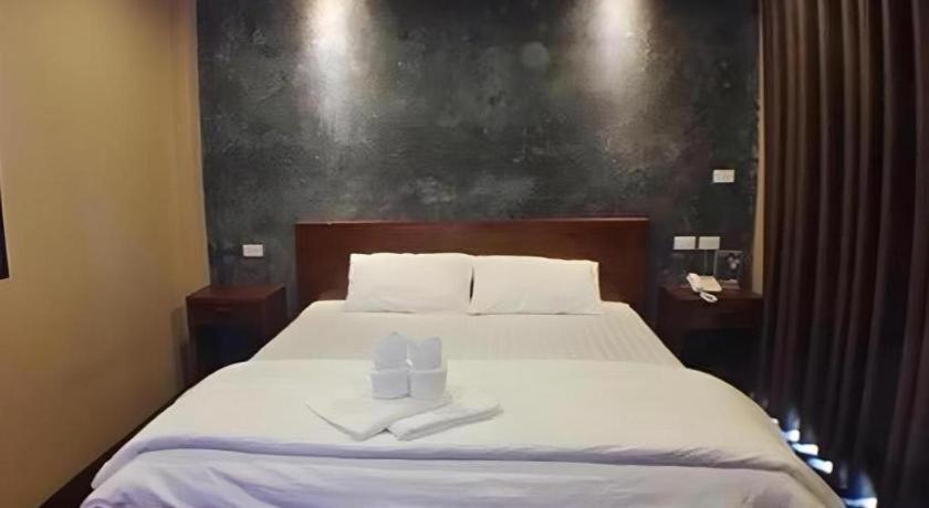 The Infinite Resort Nakhon Sawan Eksteriør billede
