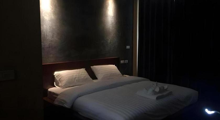 The Infinite Resort Nakhon Sawan Eksteriør billede